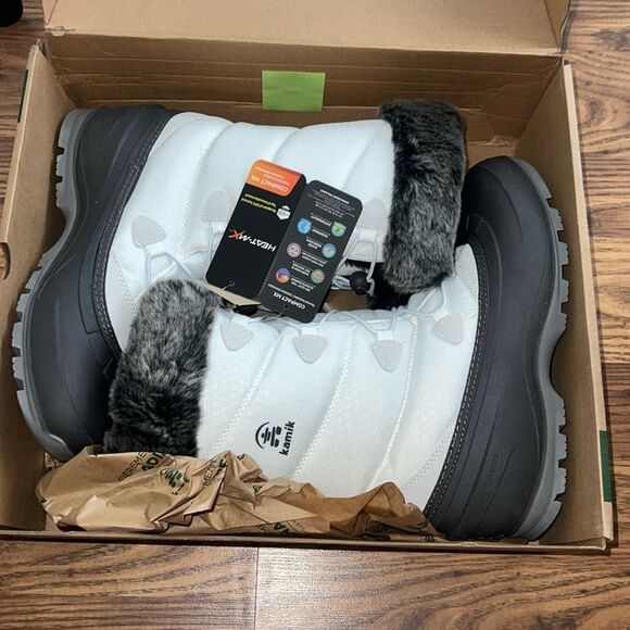 Kamik boots - Picture 1 of 3